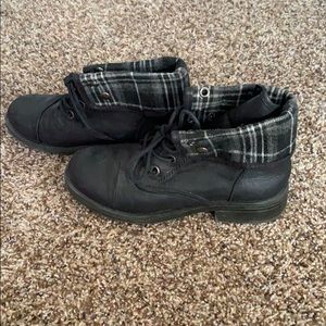 Arizona ankle boots